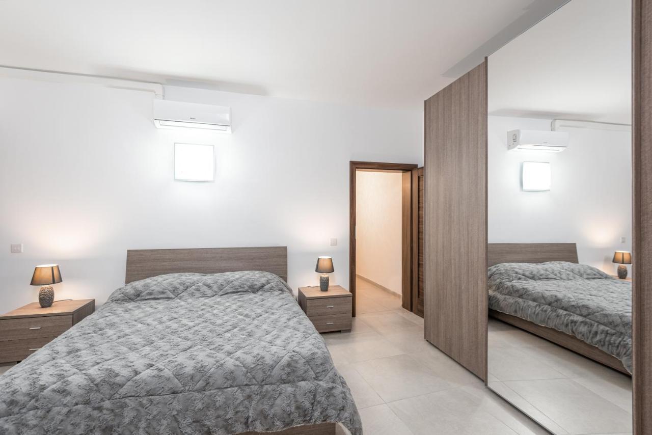 Seaview The Terraces 3 Bedroom セント・ポールズ・ベイ エクステリア 写真